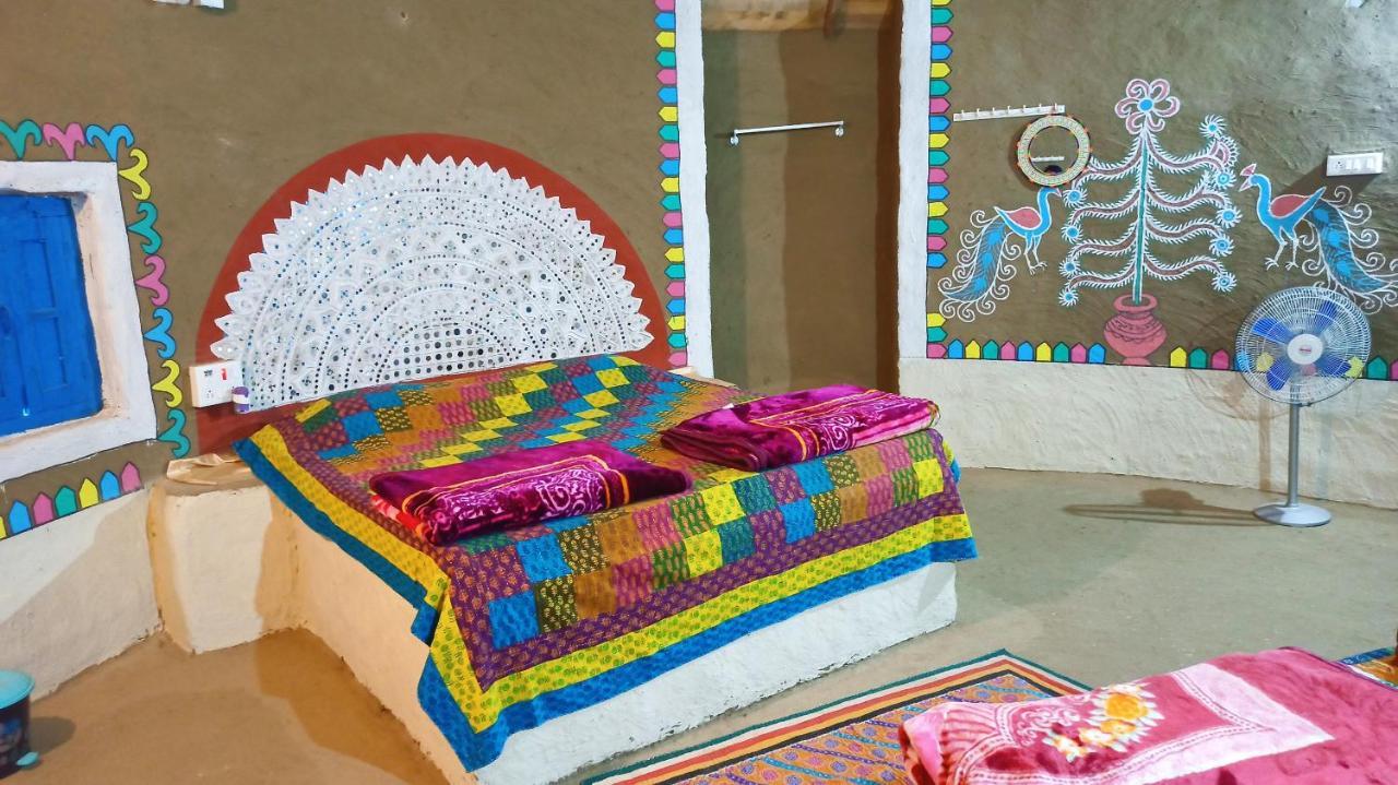 Kutir Craft Village Resort Bherandiala Экстерьер фото