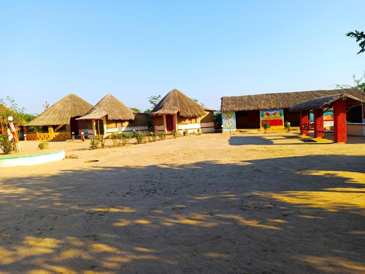 Kutir Craft Village Resort Bherandiala Экстерьер фото