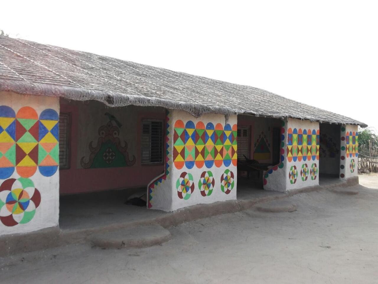 Kutir Craft Village Resort Bherandiala Экстерьер фото