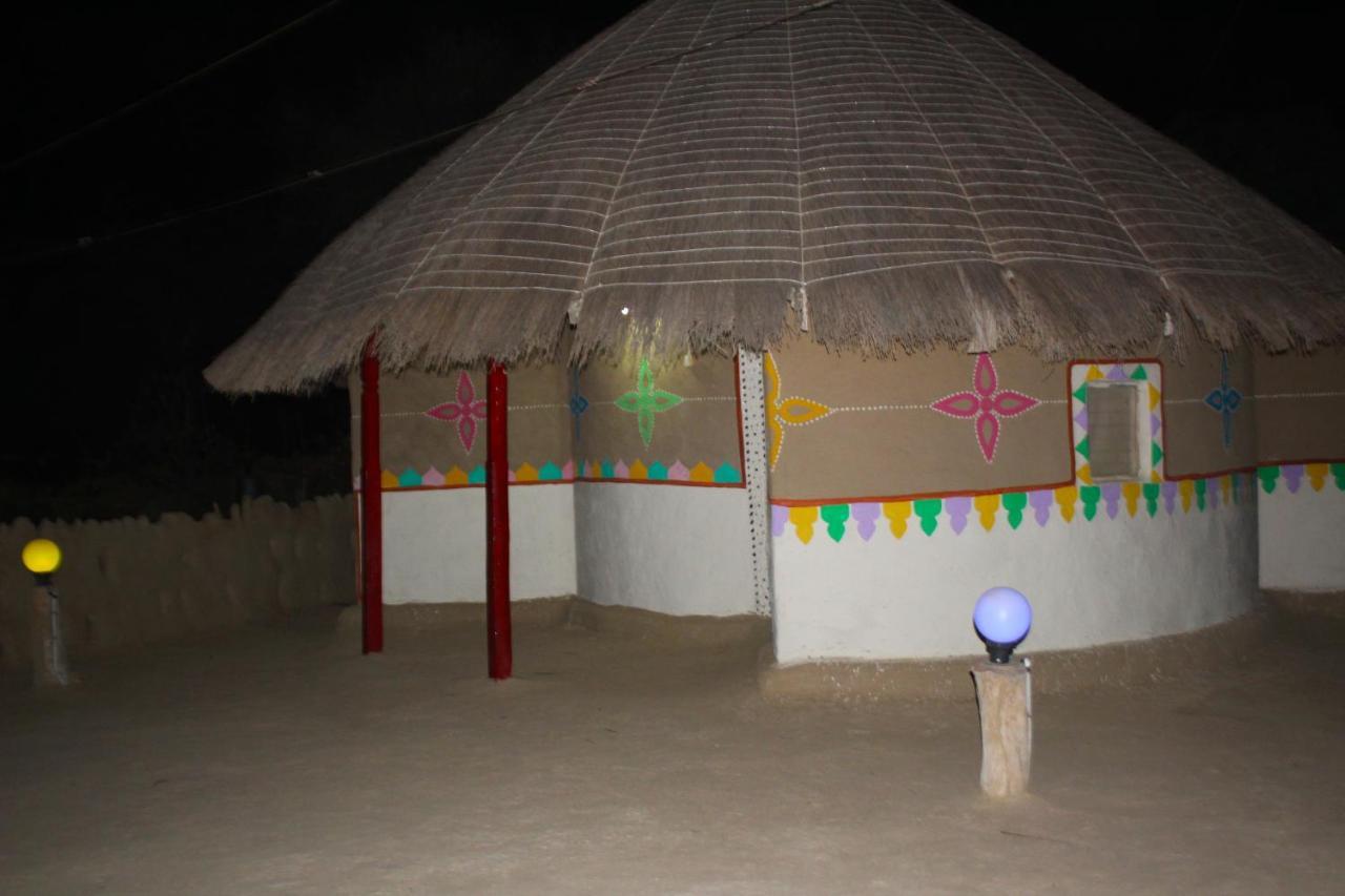 Kutir Craft Village Resort Bherandiala Экстерьер фото